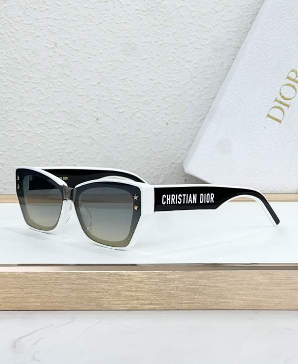 Picture of Dior Sunglasses _SKUfw76146441fw
